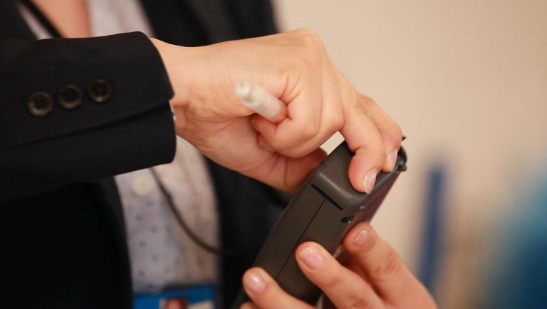 Muistitko pestä kädet? Siisti toimisto säästää työnantajan rahoja ja työntekijän terveyttä